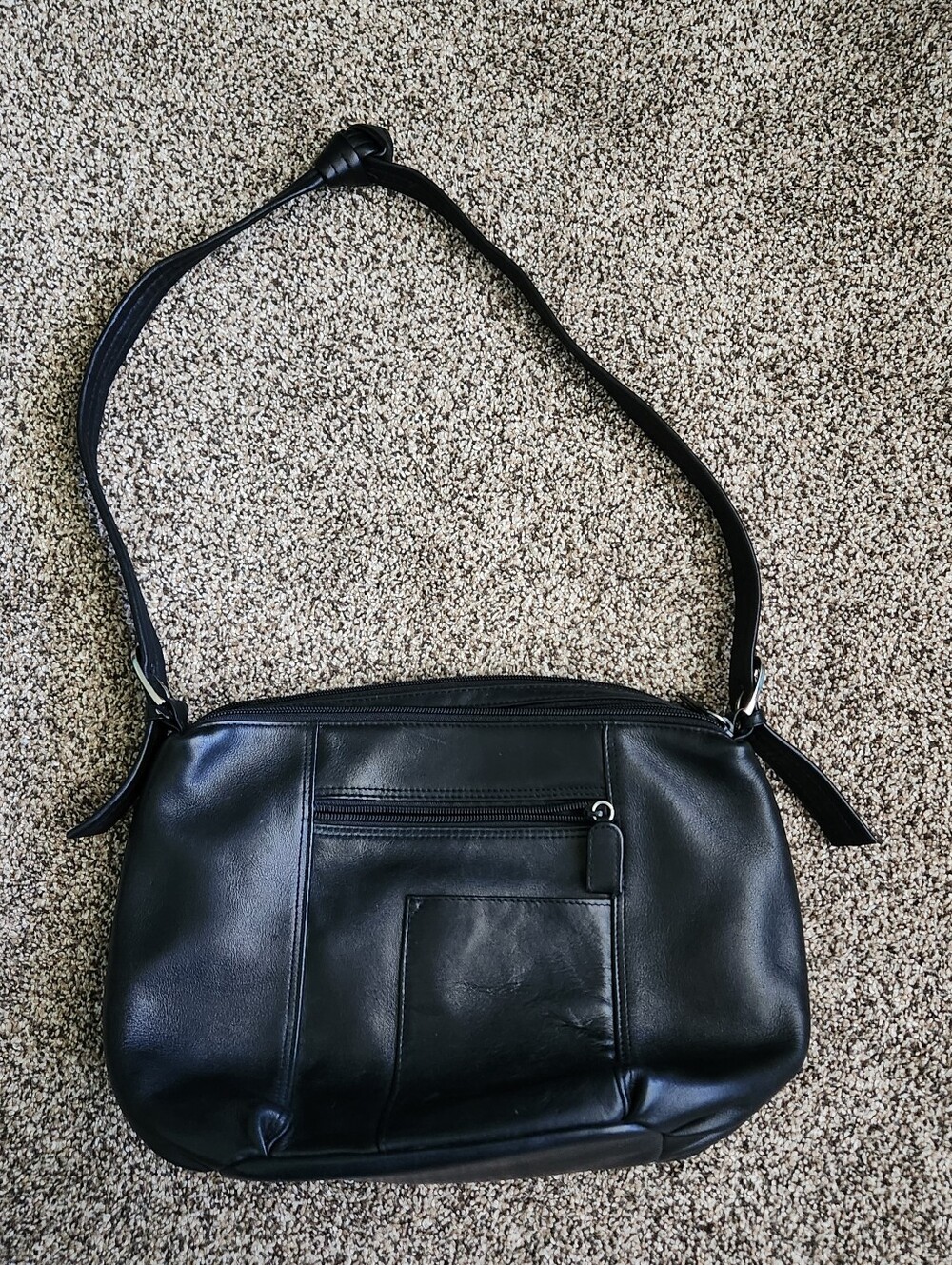 Tignanello Black Women’s Shoulder Bag Zip Closure Inner Pockets Genuine Leather